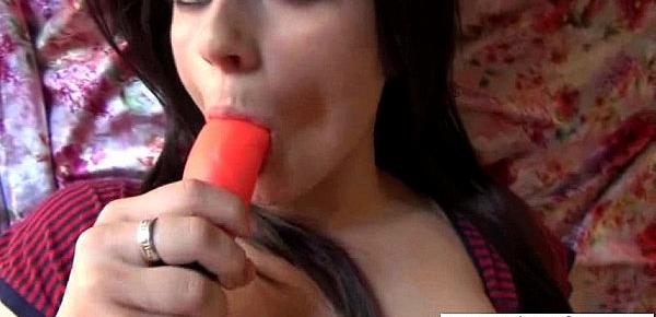  Sex Stuff Used As Dildos By Amateur Girl (oxuanna envy) mov-18